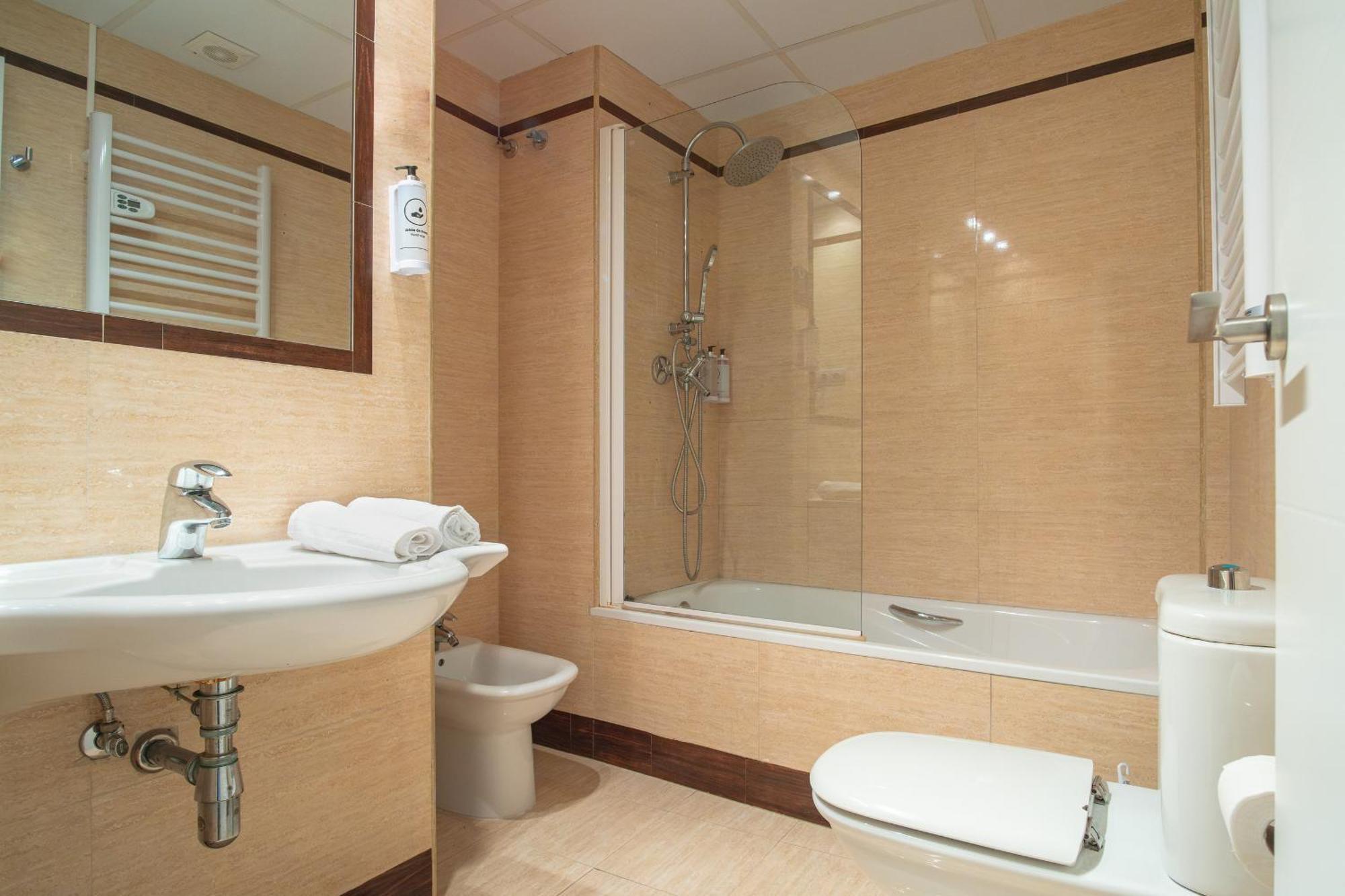 Vtz Hotel El Principe Zaragoza Kültér fotó