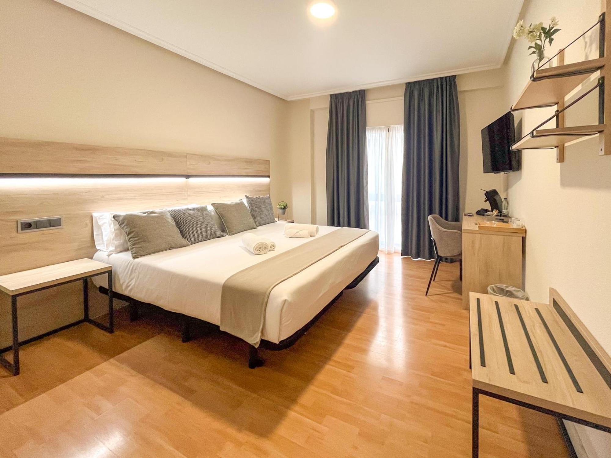 Vtz Hotel El Principe Zaragoza Kültér fotó